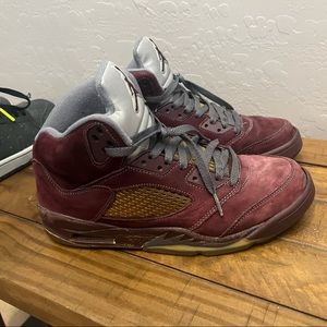 Jordan retro 5 Burgundy